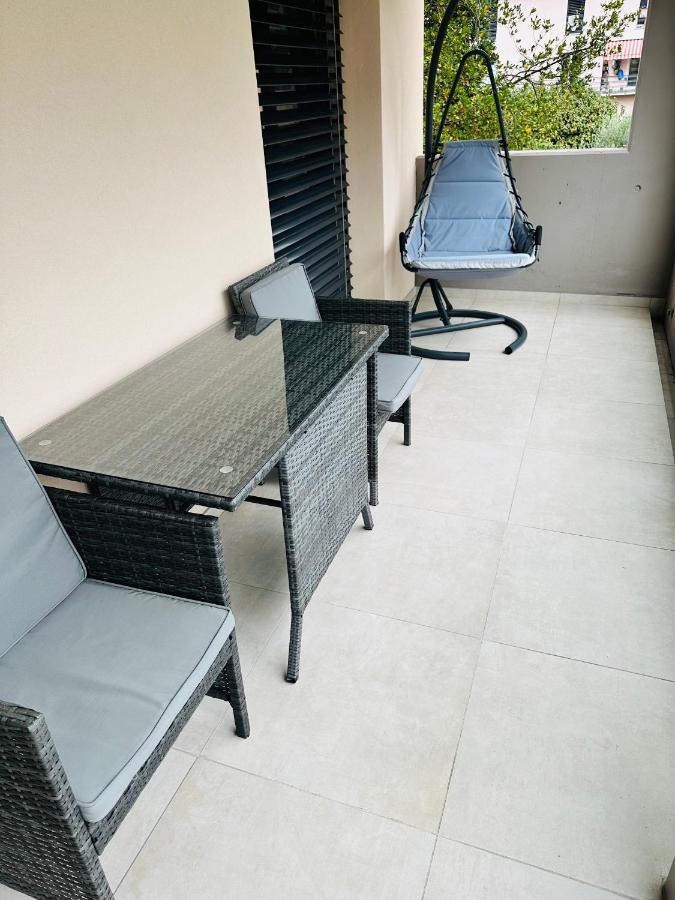 Residenza Diamante Apartment โลการ์โน ภายนอก รูปภาพ