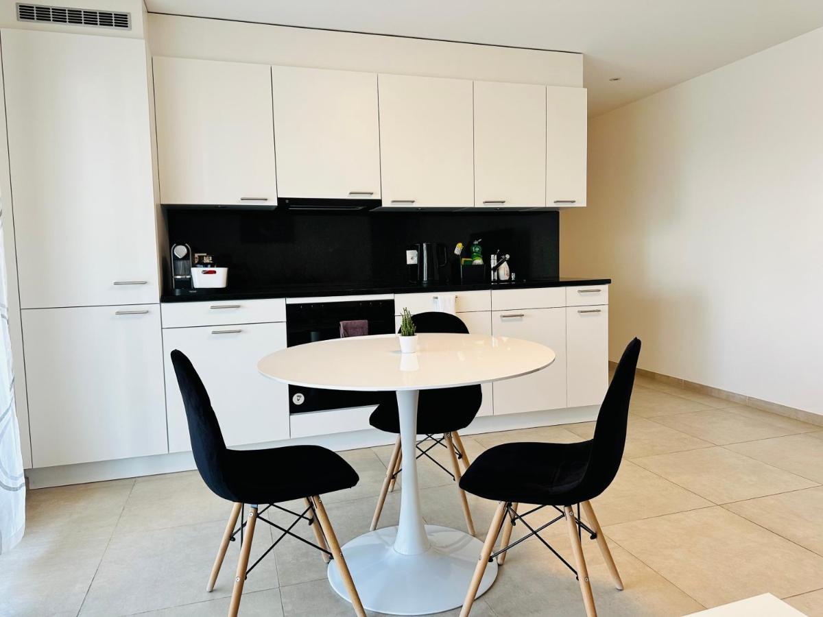 Residenza Diamante Apartment โลการ์โน ภายนอก รูปภาพ