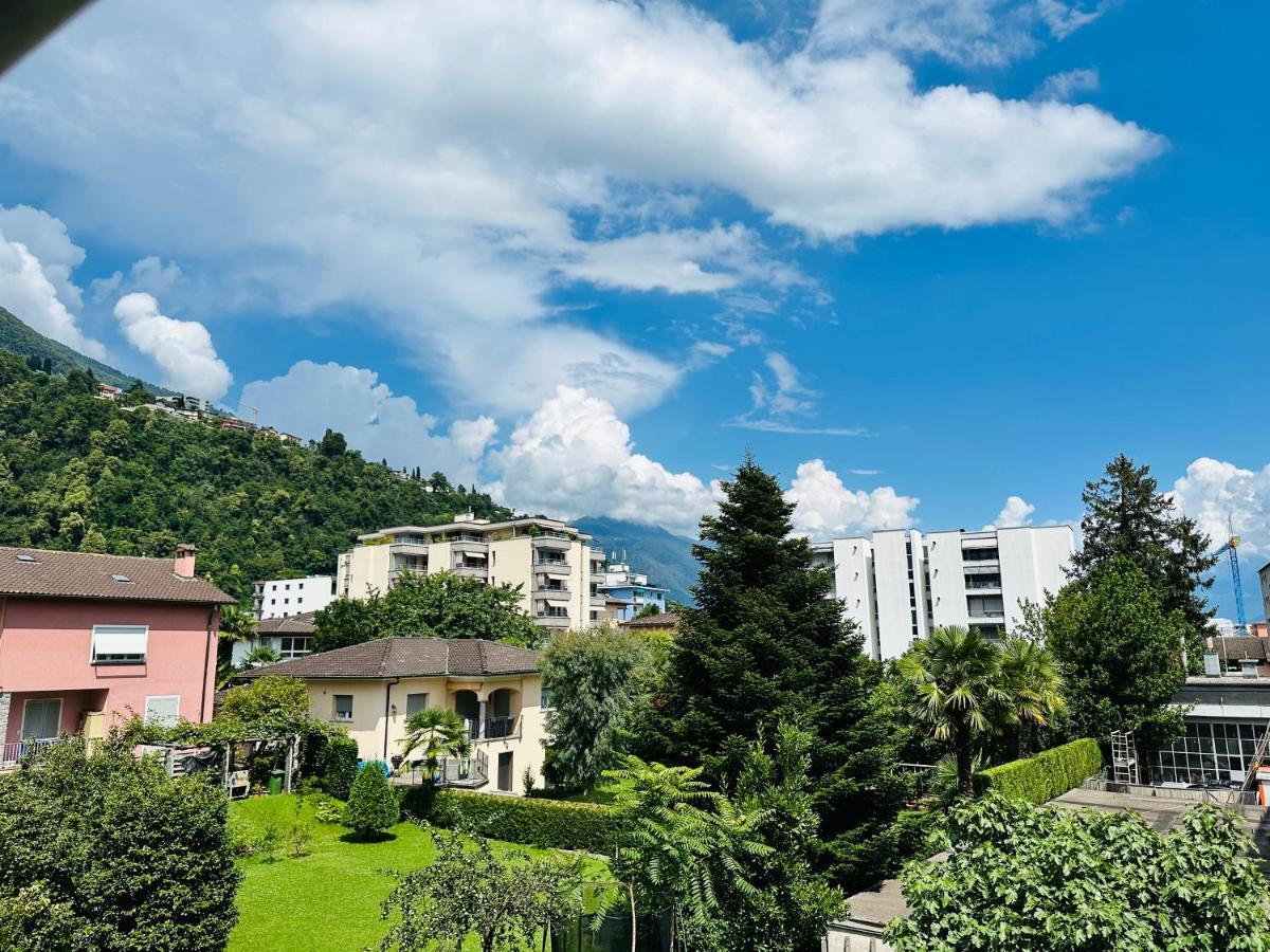 Residenza Diamante Apartment โลการ์โน ภายนอก รูปภาพ